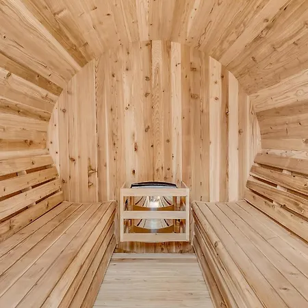 Amazing In With Sauna *