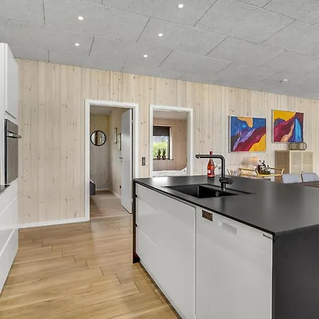 5 Bedroom Cozy In *