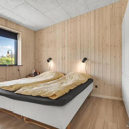 5 Bedroom Cozy In * Hadsund