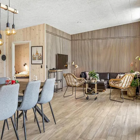 Holiday home 5 Bedroom Cozy In *